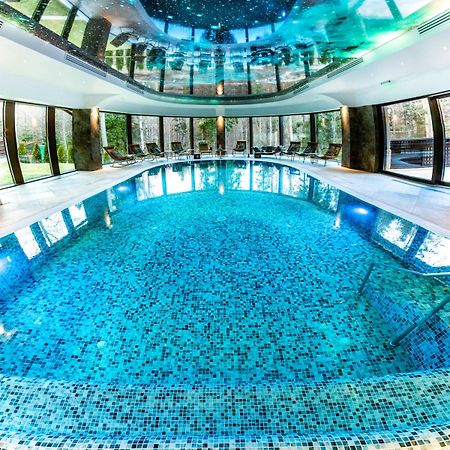 Hotel Foisorul Cu Flori Sinaia Esterno foto