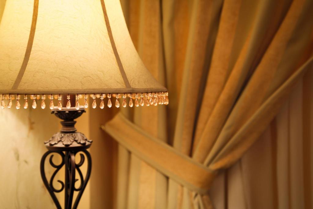 Hotel Foisorul Cu Flori Sinaia Esterno foto